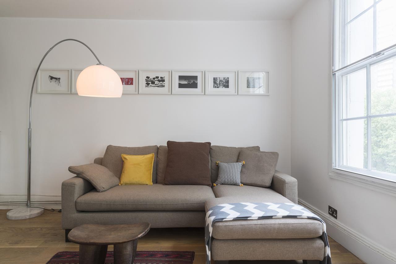 Spacious And Chic Flat In Angel Лондон Екстериор снимка